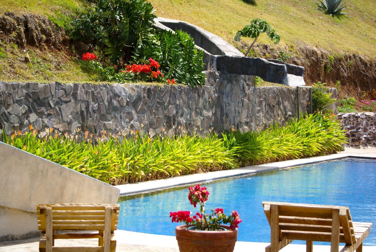 Vida Aventura Ranch Hotel Tanques Exterior photo